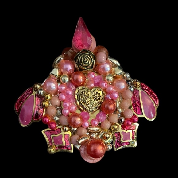Handmade Up-cycled Brooch Artisan Repurposed Vintage Jewelry Pin Pink (Broach) - Picture 4 of 5